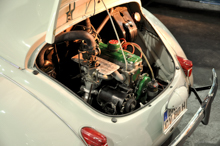 Renault 4 CV 1958 Cremeschnittchen Renault 4 CV 1958 Cremeschnittchen