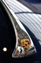 Porsche Haubenemblem