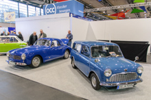 li: Simca 8 Sport (1951) re: Morris Mini Traveller li: Simca 8 Sport (1951) re: Morris Mini Traveller