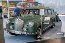 Mercedes Benz 180 Ponton-Kombi W120 mit Anhnger