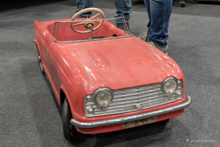 Kinderauto frei nach Triumph TR 4 Kinderauto frei nach Triumph TR 4