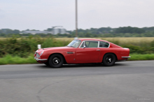 Aston Martin DB6