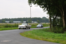 Ford Thunderbird vor Porsche 356 Cabrio