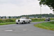 Bentley S2 Continental Mulliner Park Ward Convertible 1961 vor Citroen 11 CV 1952