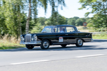 Mercedes Benz 220 S W111 (1962) - Dienstwagen des Bgm. Wilhelm Kaisen, am Steuer Wilm Koopmann, Beifahrer Brgerschaftsprsident Christian Weber