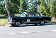 Mercedes Benz 220 S W111 (1962) - Dienstwagen des Bgm. Wilhelm Kaisen, am Steuer Wilm Koopmann, Beifahrer Brgerschaftsprsident Christian Weber