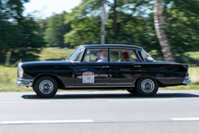 Mercedes Benz 220 S W111 (1962) - Dienstwagen des Bgm. Wilhelm Kaisen, am Steuer Wilm Koopmann, Beifahrer Brgerschaftsprsident Christian Weber