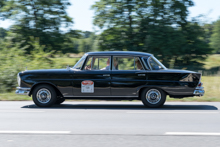 Mercedes Benz 220 S W111 (1962) - Dienstwagen des Bgm. Wilhelm Kaisen, am Steuer Wilm Koopmann, Beifahrer Brgerschaftsprsident Christian Weber