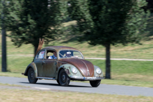 VW Käfer - Brezel - mit Klarlack überzogener Scheuenfund