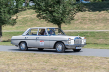 Mercedes-Benz /8 200 D W115 (1972)