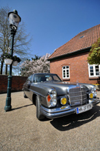 Mercedes-Benz 280 SE