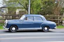 Mercedes-Benz 180 Ponton mit S-Chrom