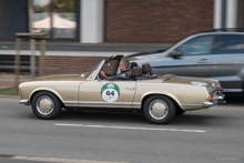 Mercedes-Benz 280 SL Roadster (1968) - Beifahrerin: Ellen Lohr