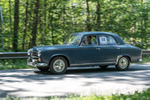 Peugeot 403