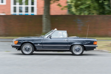 Mercedes-Benz SL R107