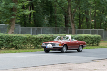 Mercedes-Benz SL R107