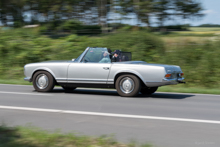 Mercedes Benz SL Pagode W113