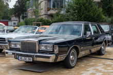 Lincoln Town Car (1985–1989) Lincoln Town Car (1985–1989)