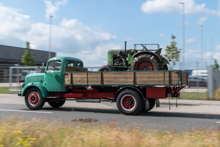 Mercedes Benz L3500 Pritsche mit Fendt Dieselross