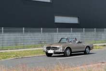 Mercedes Benz 230 SL 