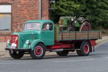 Mercedes Benz L3500 Pritsche mit Fendt Dieselross