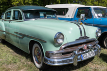 Pontiac Catalina Fordor Sedan (1953)