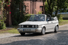 VW Golf 1 Cabrio (Erdbeerkrbchen)