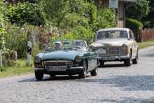 MG B - Volvo 121 Amazon