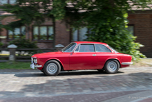 Alfa Romeo 1750 GT Veloce (ca. 1968) Alfa Romeo 1750 GT Veloce (ca. 1968)