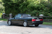 BMW 3er Cabrio E30 (1982–1994) BMW 3er Cabrio E30 (1982–1994)