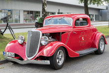 1933 Ford V8 3-Window Coupe (Series 40) HotRod