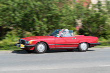 Mercedes-Benz 560 SL R107 (1986)