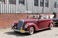 Mercedes-Benz 220 Cabriolet B W187 (1953)