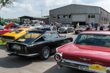 li: Aston Martin DB 6 re: Ford Thunderbird