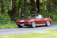 Chevrolet Corvette Stingray Convertible (ca. 1967)
