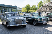 re: Mercedes Benz /8 W114 li: Mercedes-Benz Ponton W120 re: Mercedes Benz /8 W114 li: Mercedes-Benz Ponton W120