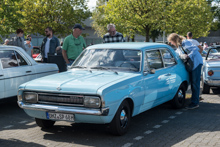 Opel Rekord C Limousine 2-trg. (1966-72) mit Commodore Grill Opel Rekord C Limousine 2-trg. (1966-72) mit Commodore Grill