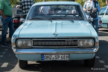 Opel Rekord C Limousine 2-trg. (1966-72) mit Commodore Grill Opel Rekord C Limousine 2-trg. (1966-72) mit Commodore Grill