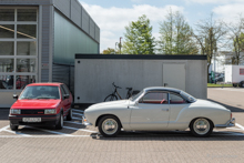 v.li.: VW Polo G60 - VW Karmann-Ghia Coupe Typ 14 (1960er Jahre) v.li.: VW Polo G60 - VW Karmann-Ghia Coupe Typ 14 (1960er Jahre)