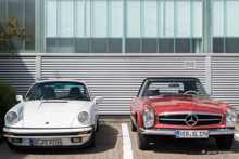 v.li.: Porsche 911 G-Modell - Mercedes-Benz SL W 113 Pagode (1963-71) v.li.: Porsche 911 G-Modell - Mercedes-Benz SL W 113 Pagode (1963-71)