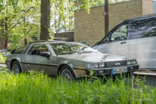 DeLorean DMC-12 (1981-83) DeLorean DMC-12 (1981-83)