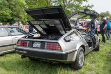 DeLorean DMC-12 (1981-83) DeLorean DMC-12 (1981-83)