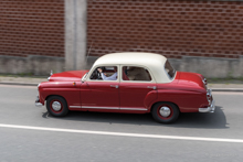Mercedes-Benz Ponton W121 190 (1953) Mercedes-Benz Ponton W121 190 (1953)