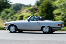 Mercedes-Benz SL R107 (1971-89) Mercedes-Benz SL R107 (1971-89)