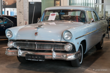 Ford Crestline (1955)