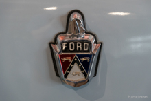 Ford Crestline (1955)