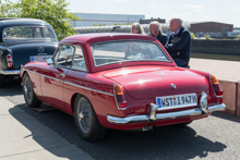 MG B (ca. 1966) mit Hardtop