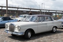 Mercedes Benz 220 SE W111 (1959-68)