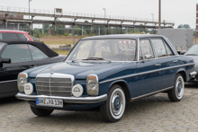 Mercedes-Benz W114 / W115 Strich Acht