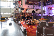 Einblick in eine Oldtimer-Werkstatt